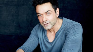 بابی دئول در فیلم welcome 3